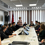 В ЦЕНТРЕ ВНИМАНИЯ -  РАБОТА С МОЛОДЫМИ СПЕЦИАЛИСТАМИ