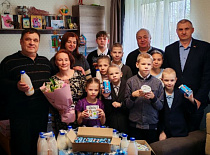 Дарим радость детям